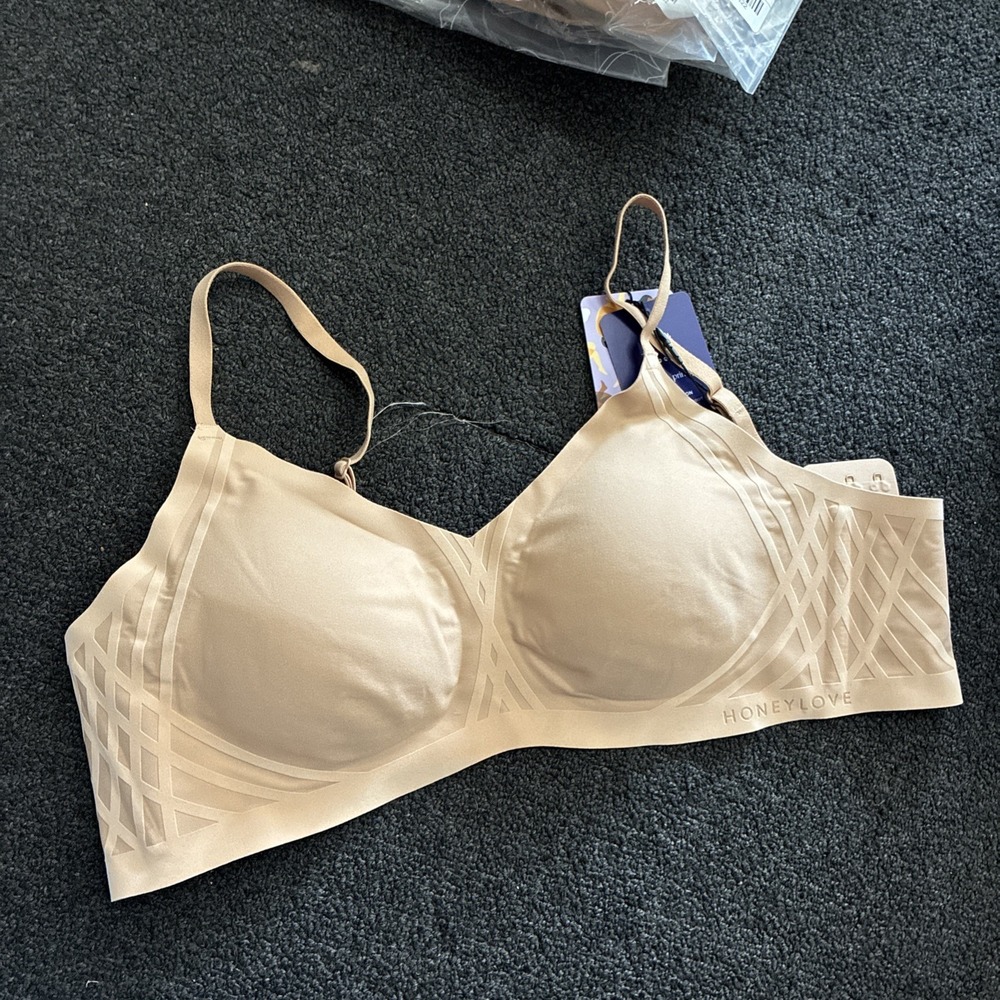 Honeylove Bra Sand Silhouette Wireless Remove Pads Back SZ Medium 36 B/C - Picture 1 of 8